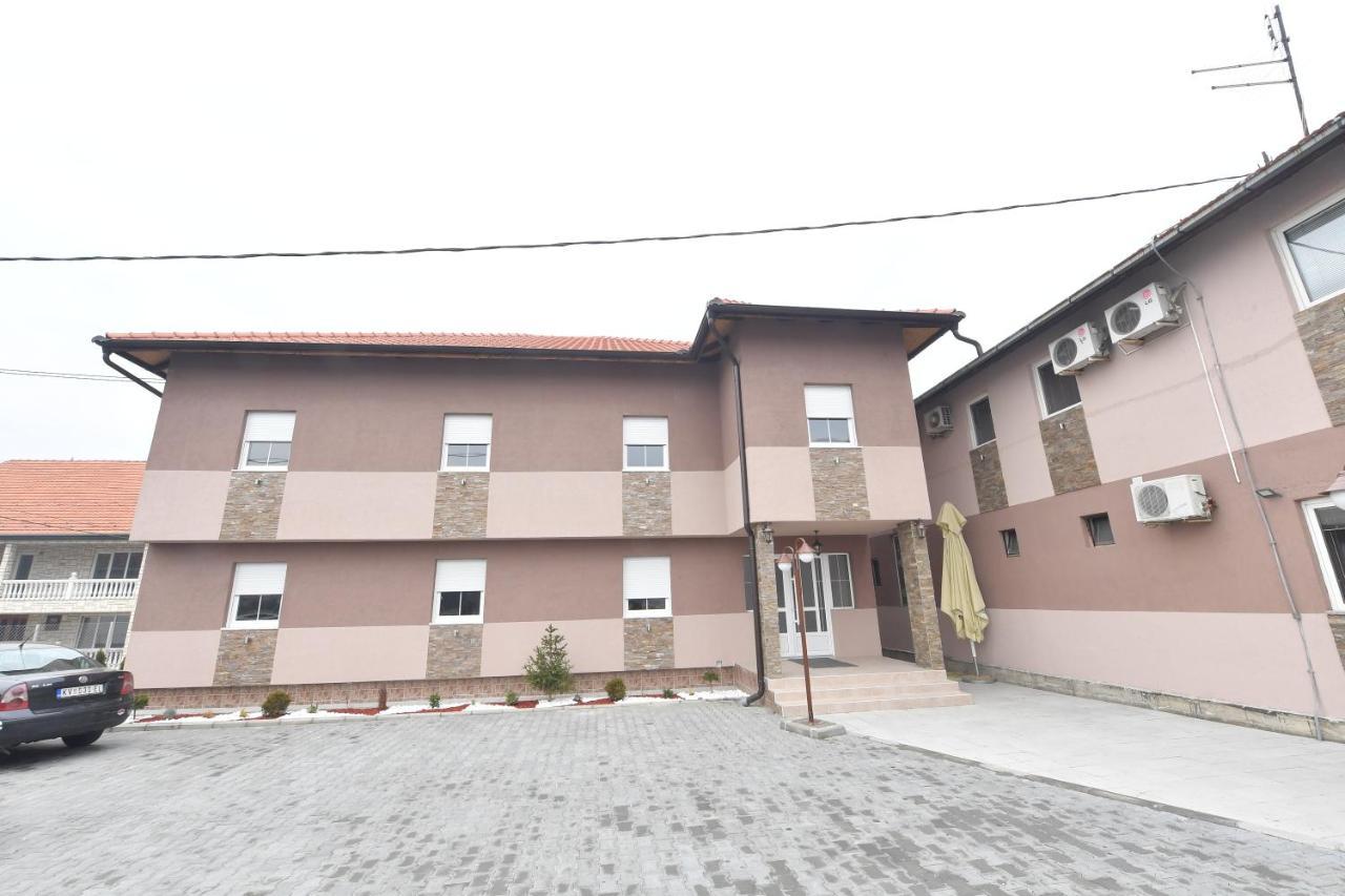 Olimp Motel Kraljevo Eksteriør billede